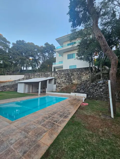 Foto 3 de Casa de Condomínio com 3 quartos à venda e para alugar, 390m2 em Alpes de Caieiras, Caieiras - SP