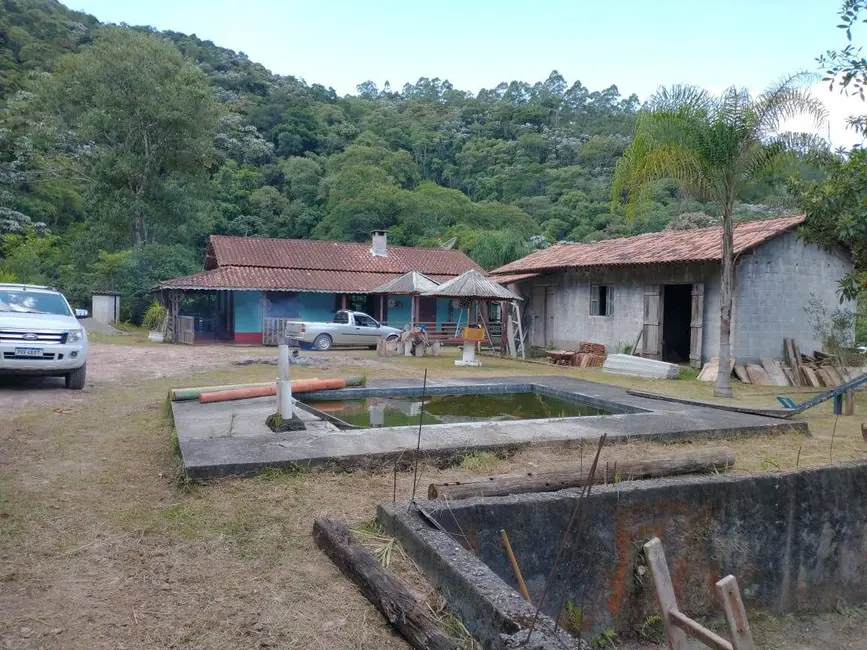 Foto 2 de Chácara com 3 quartos à venda, 200m2 em Mairipora - SP