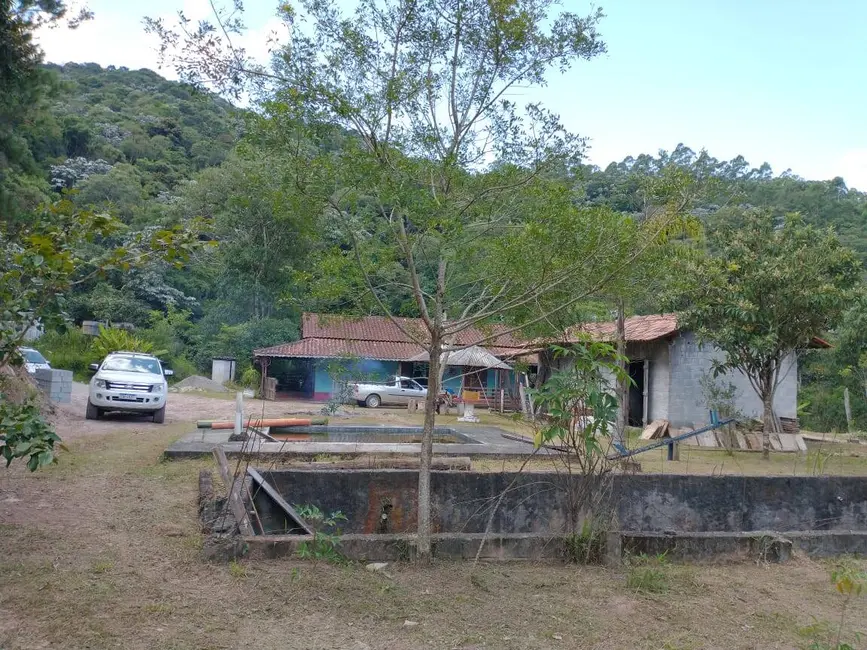 Foto 5 de Chácara com 3 quartos à venda, 200m2 em Mairipora - SP