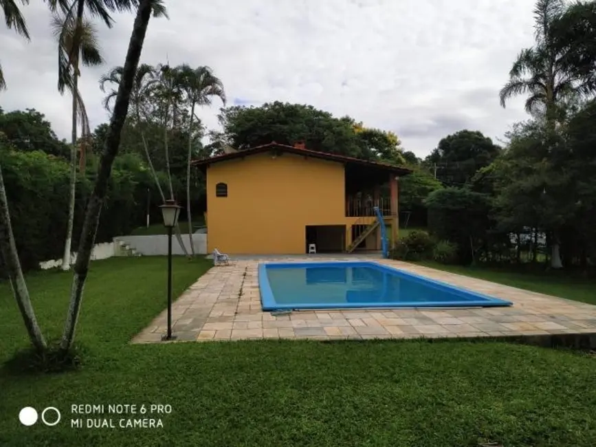 Foto 1 de Casa de Condomínio com 3 quartos à venda, 1900m2 em Piracaia - SP
