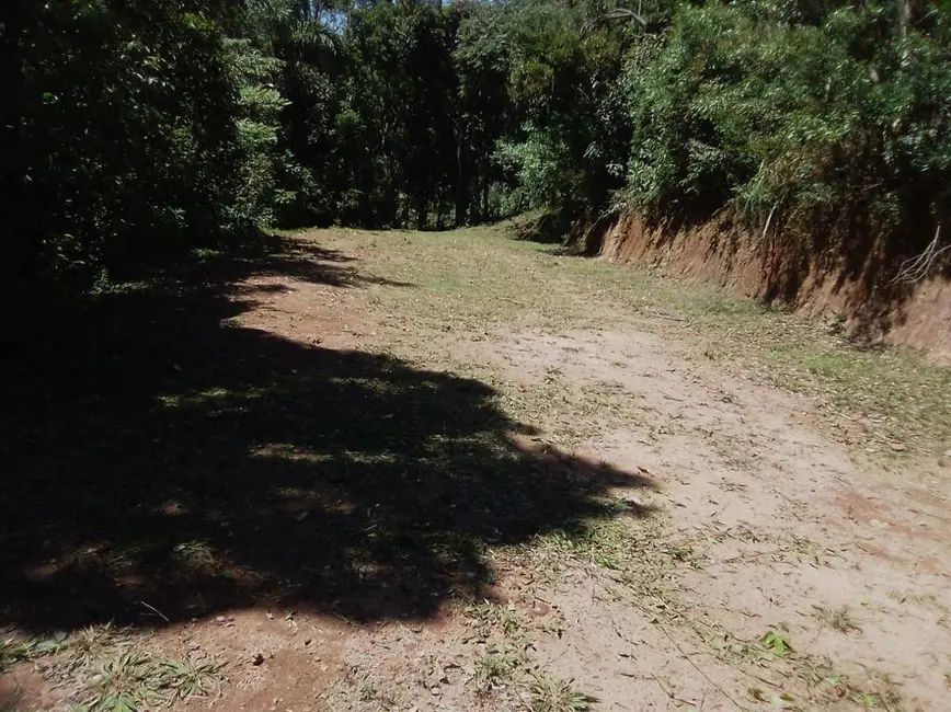 Foto 2 de Terreno / Lote à venda, 904m2 em Mairipora - SP