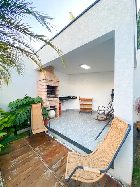 Foto 4 de Casa com 3 quartos à venda, 125m2 em Jardim dos Pinheiros, Atibaia - SP