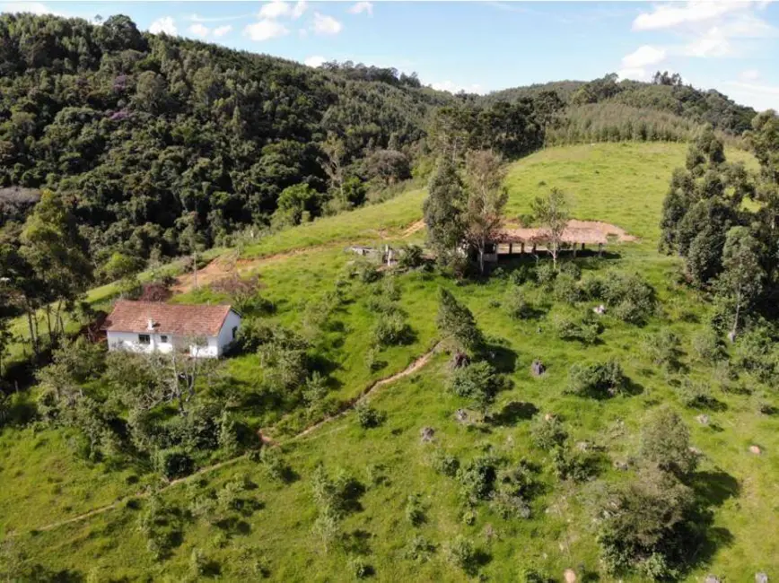 Foto 9 de Fazenda / Haras com 5 quartos à venda e para alugar, 1000m2 em Joanopolis - SP