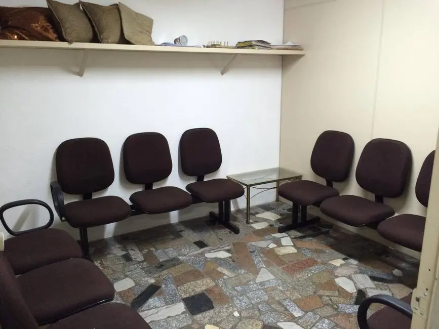 Foto 4 de Armazém / Galpão à venda, 413m2 em Atibaia Jardim, Atibaia - SP