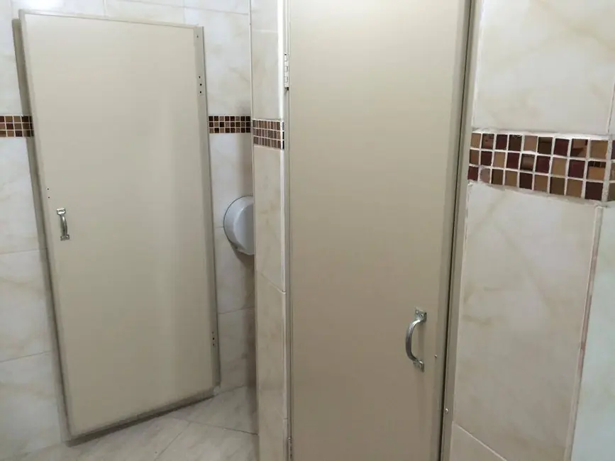 Foto 3 de Armazém / Galpão à venda, 413m2 em Atibaia Jardim, Atibaia - SP