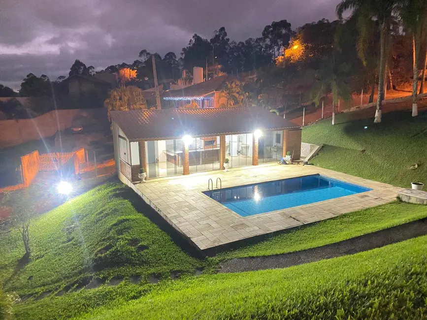 Foto 3 de Chácara com 3 quartos à venda, 2000m2 em Igarata - SP