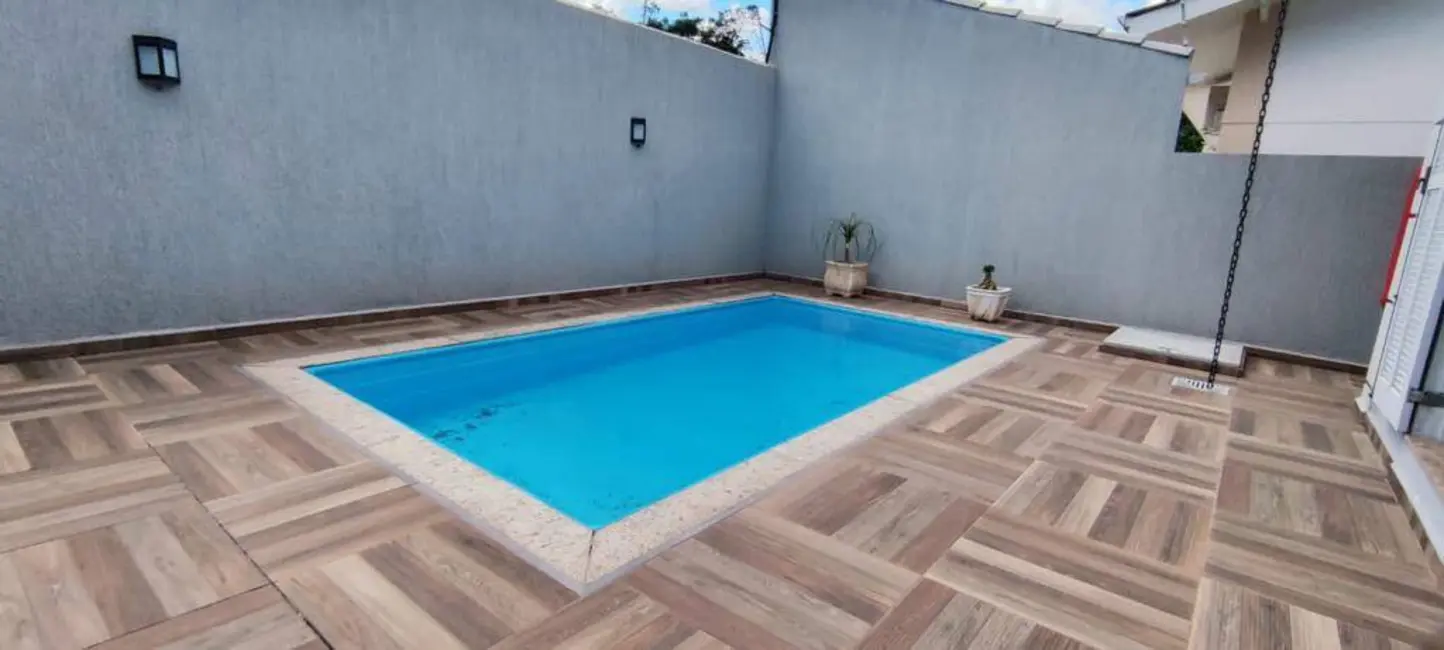 Casa com 2 quartos à venda, 300m2 em Parque Arco Iris, Atibaia - SP - imagem 4 Foto 4 de Casa com 2 quartos à venda, 300m2 em Parque Arco Iris, Atibaia - SP