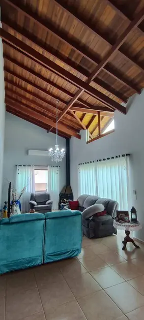 Casa com 2 quartos à venda, 300m2 em Parque Arco Iris, Atibaia - SP - imagem 9 Foto 9 de Casa com 2 quartos à venda, 300m2 em Parque Arco Iris, Atibaia - SP