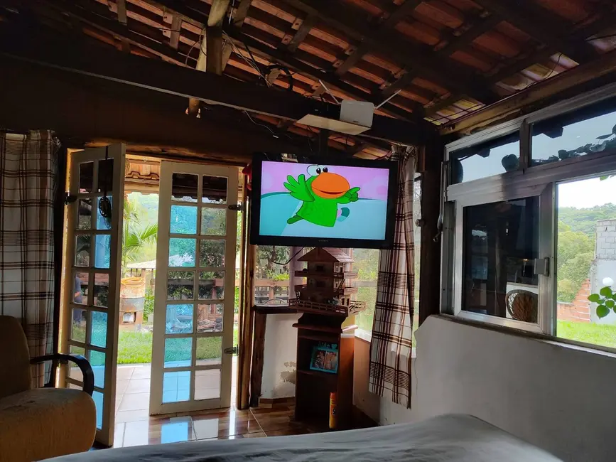 Foto 4 de Chácara com 2 quartos à venda, 150m2 em Nazare Paulista - SP