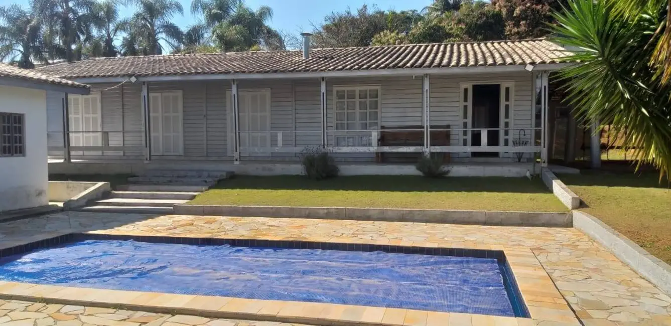 Foto 1 de Chácara com 3 quartos à venda, 300m2 em Piracaia - SP