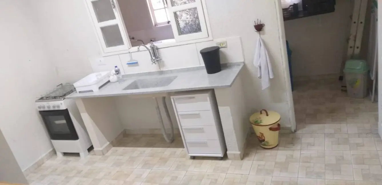 Chácara com 3 quartos à venda, 300m2 em Piracaia - SP - imagem 6 Foto 6 de Chácara com 3 quartos à venda, 300m2 em Piracaia - SP