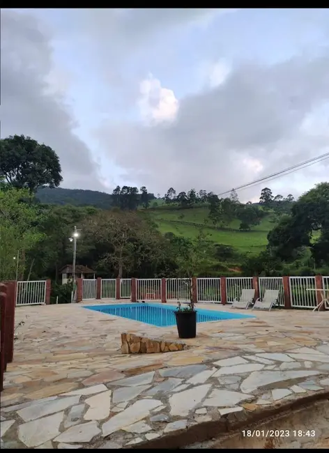 Foto 2 de Chácara com 2 quartos à venda, 250m2 em Nazare Paulista - SP