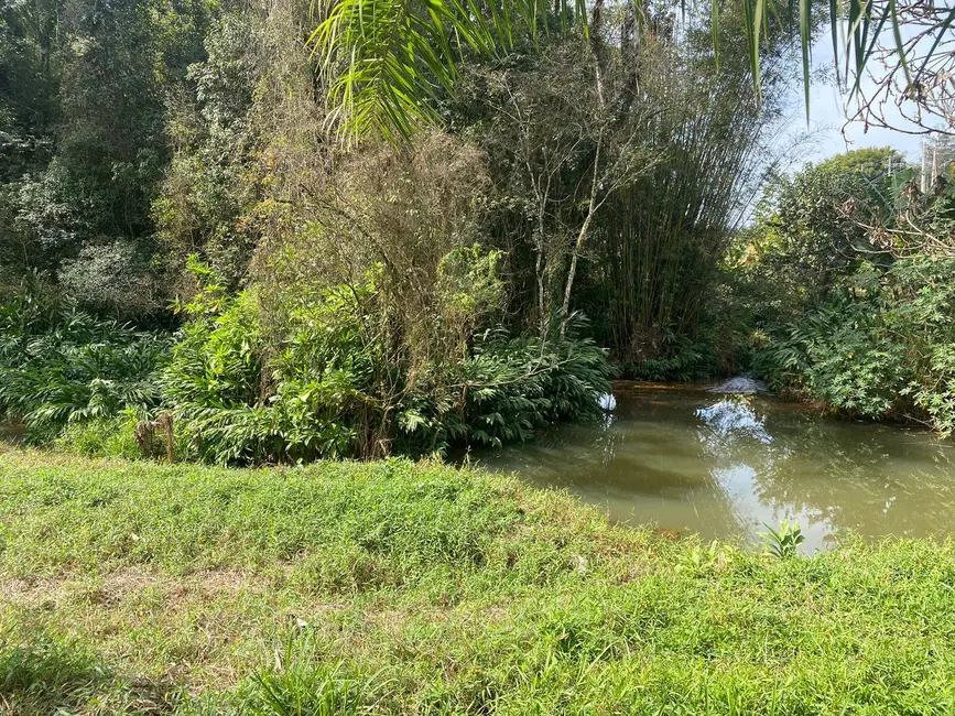 Chácara com 5 quartos à venda, 300m2 em Joanopolis - SP - imagem 4 Foto 4 de Chácara com 5 quartos à venda, 300m2 em Joanopolis - SP