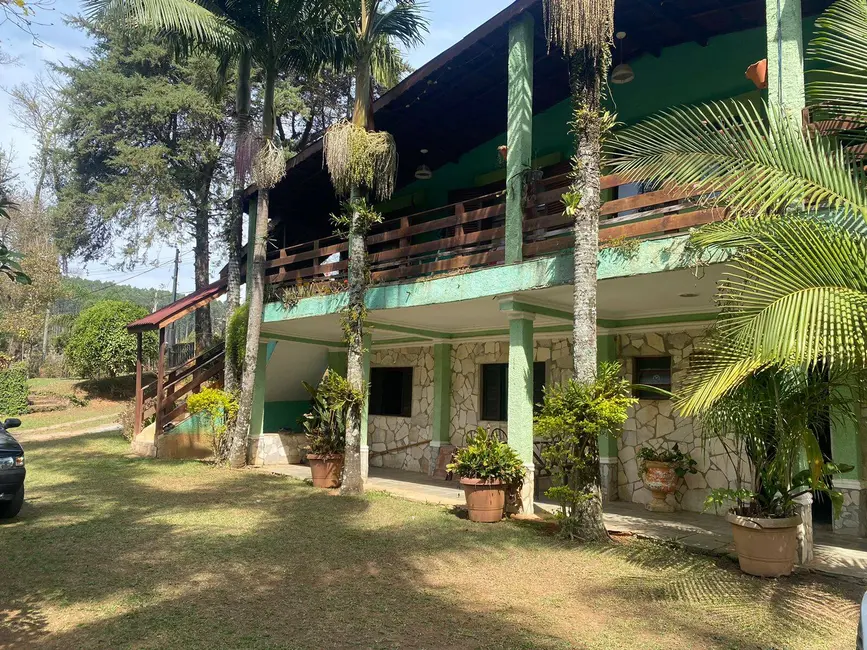 Chácara com 5 quartos à venda, 300m2 em Joanopolis - SP - imagem 3 Foto 3 de Chácara com 5 quartos à venda, 300m2 em Joanopolis - SP