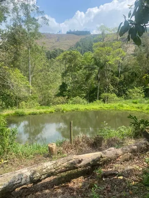Foto 2 de Sítio / Rancho com 3 quartos à venda, 200m2 em Joanopolis - SP