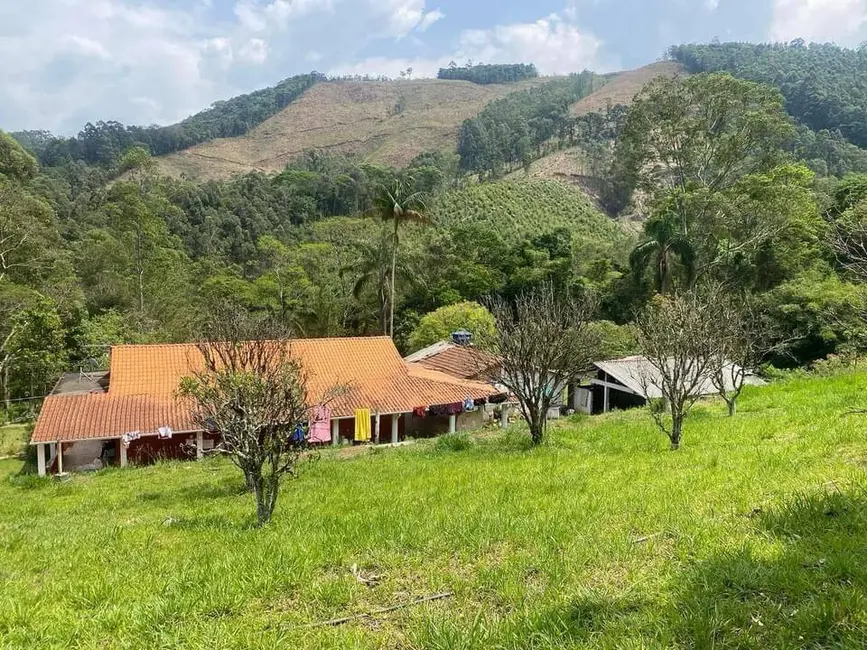 Foto 1 de Sítio / Rancho com 3 quartos à venda, 200m2 em Joanopolis - SP