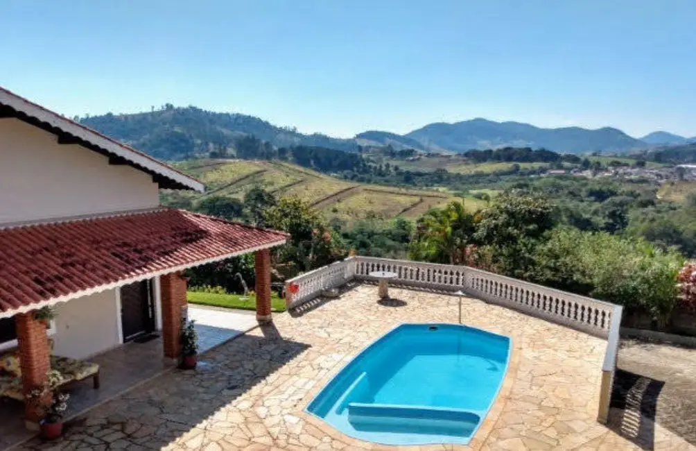 Foto 2 de Chácara com 6 quartos à venda, 1390m2 em Piracaia - SP