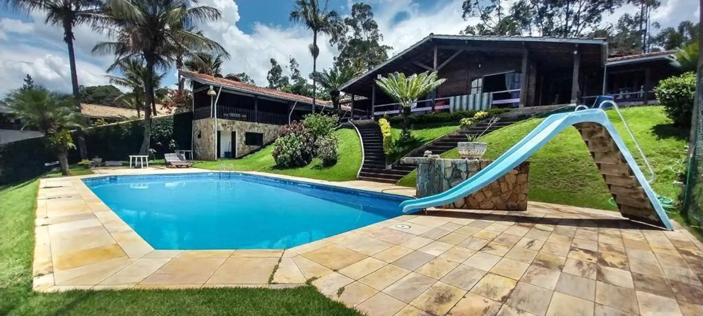 Foto 1 de Chácara com 4 quartos à venda, 580m2 em Piracaia - SP