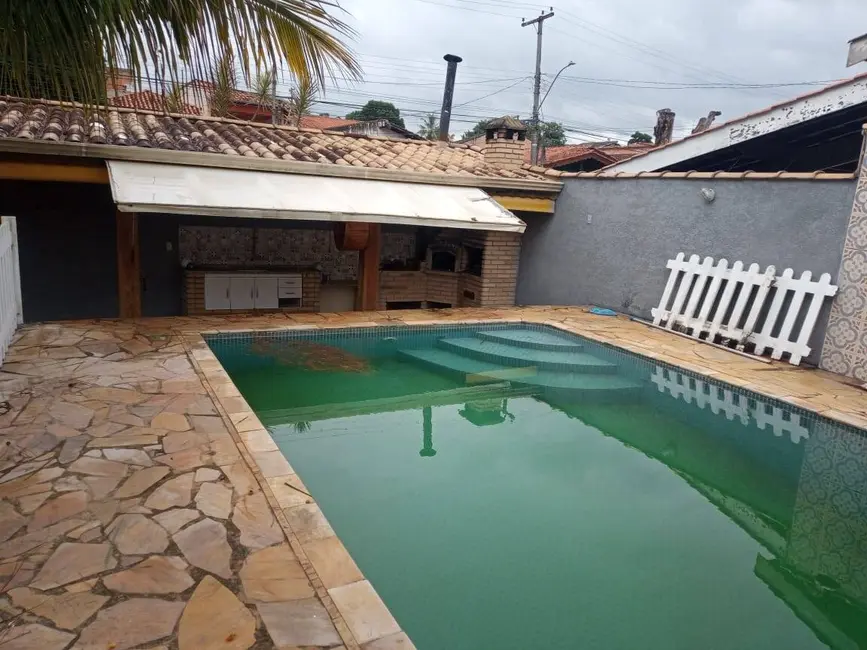 Foto 3 de Casa com 3 quartos à venda, 240m2 em Jardim dos Pinheiros, Atibaia - SP