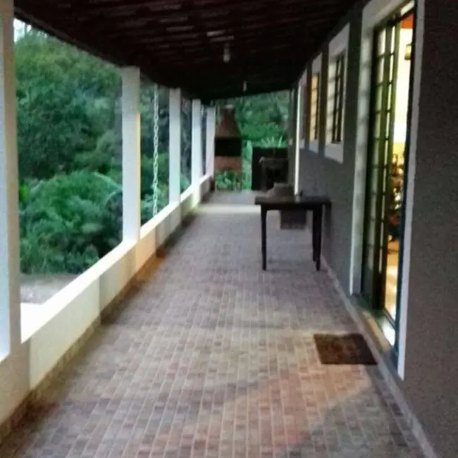 Chácara com 6 quartos à venda, 250m2 em Joanopolis - SP - imagem 9 Foto 9 de Chácara com 6 quartos à venda, 250m2 em Joanopolis - SP
