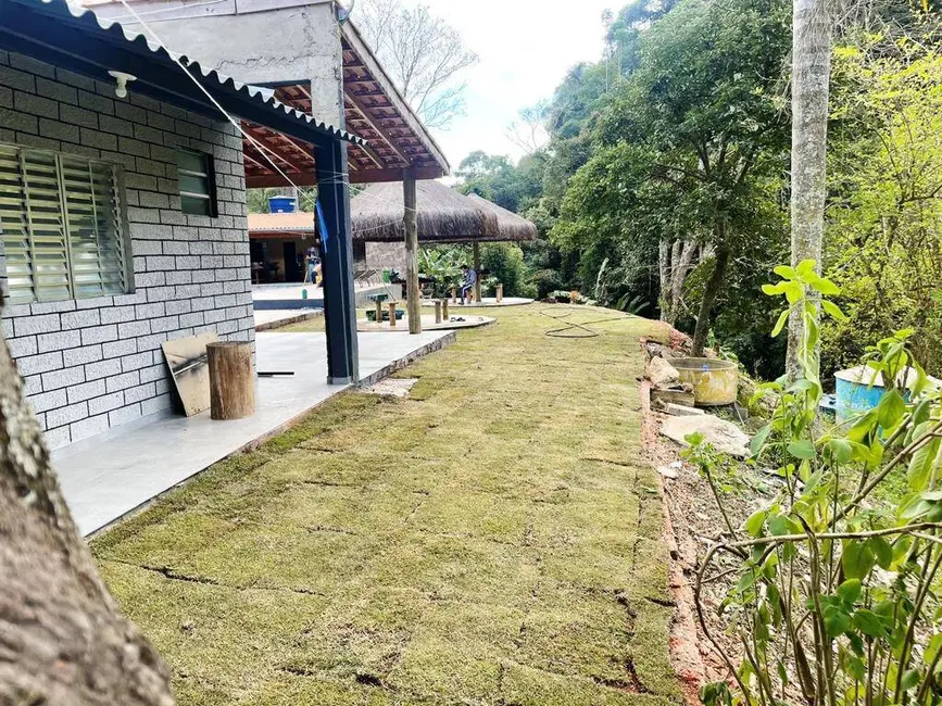 Foto 9 de Chácara com 4 quartos à venda, 200m2 em Nazare Paulista - SP