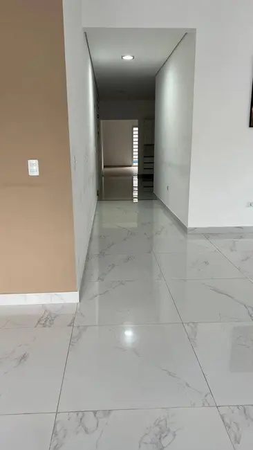 Chácara com 3 quartos para alugar, 350m2 em Mairipora - SP - imagem 4 Foto 4 de Chácara com 3 quartos para alugar, 350m2 em Mairipora - SP