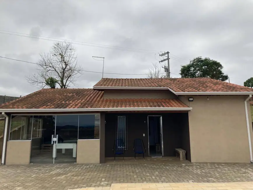 Foto 2 de Chácara com 2 quartos à venda, 250m2 em Centro, Joanopolis - SP