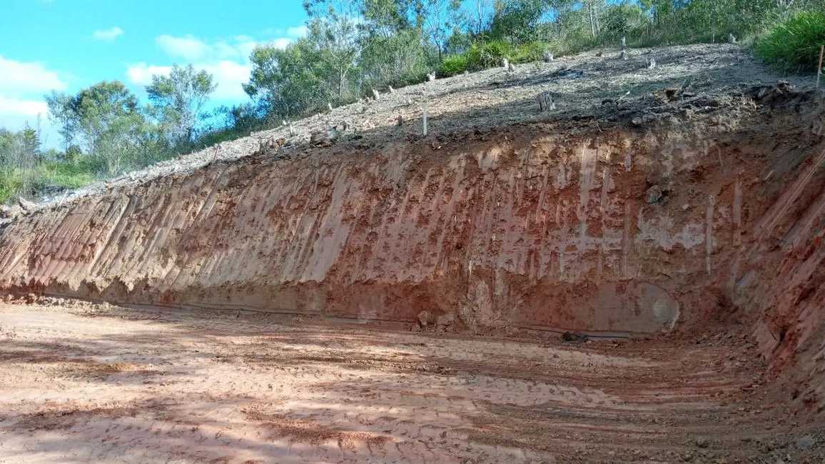Foto 4 de Terreno / Lote à venda, 350m2 em Nazare Paulista - SP