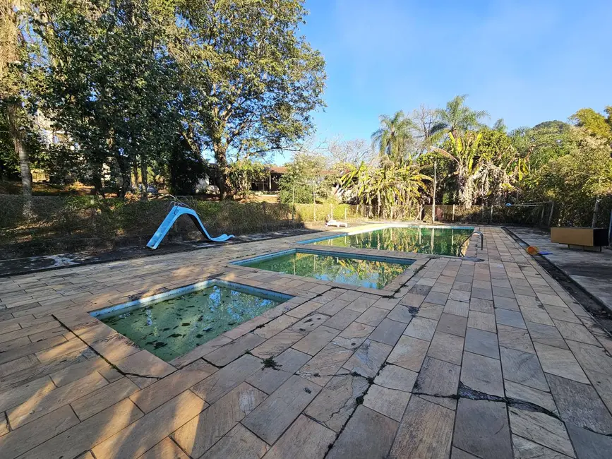Foto 4 de Sítio / Rancho com 5 quartos à venda, 600m2 em Boa Vista, Atibaia - SP