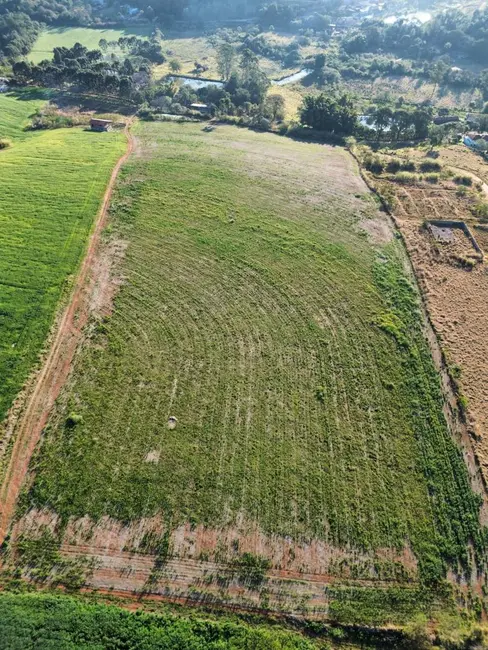 Foto 2 de Sítio / Rancho com 5 quartos à venda, 600m2 em Boa Vista, Atibaia - SP