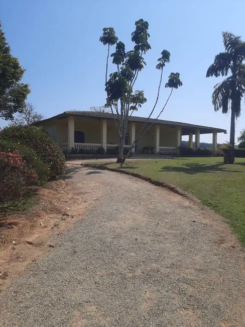 Foto 2 de Chácara com 3 quartos à venda, 250m2 em Jarinu - SP