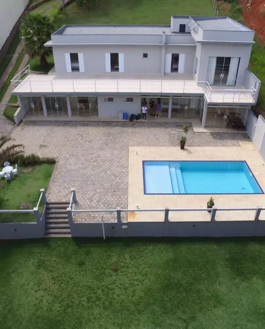 Chácara com 3 quartos à venda, 500m2 em Vargem - SP - imagem 2 Foto 2 de Chácara com 3 quartos à venda, 500m2 em Vargem - SP