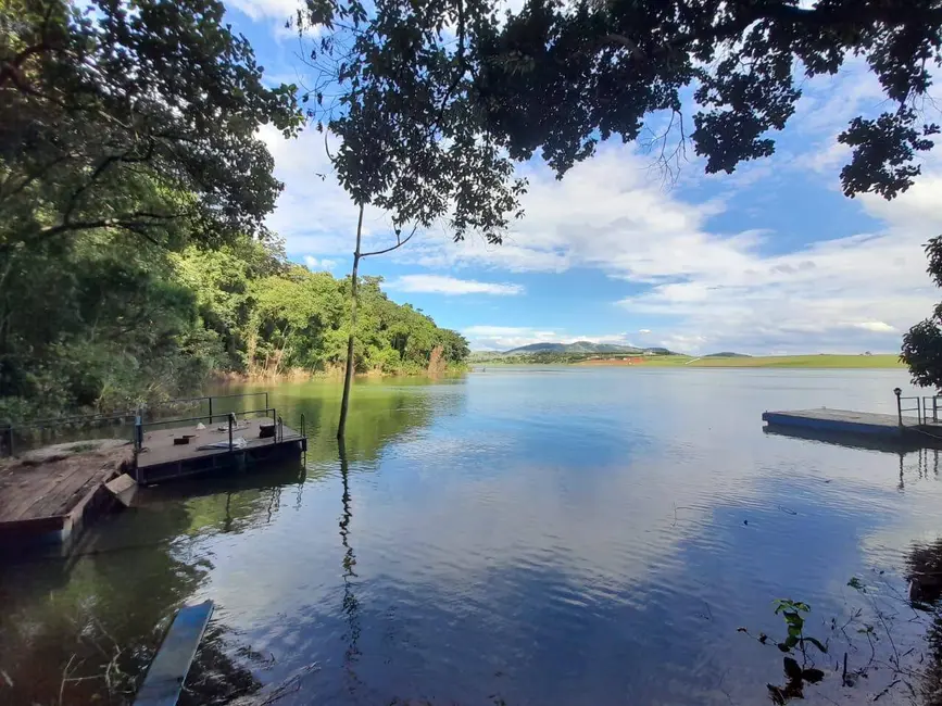 Foto 1 de Chácara com 2 quartos à venda, 150m2 em Joanopolis - SP