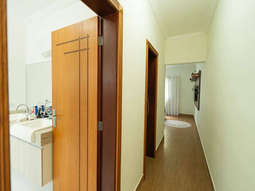 Foto 4 de Sobrado com 3 quartos à venda, 213m2 em Jardim Santa Bárbara, Atibaia - SP