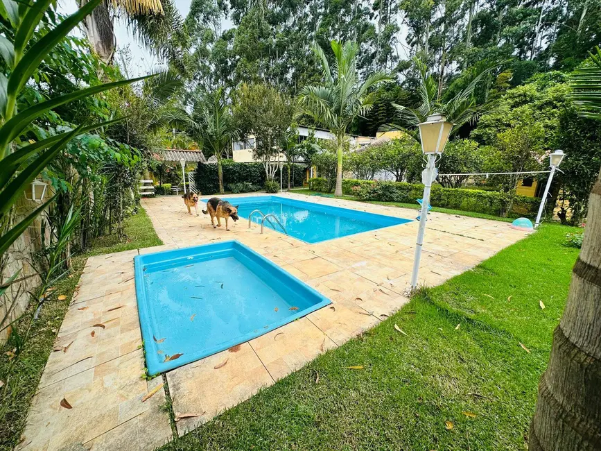 Foto 4 de Chácara com 8 quartos à venda, 300m2 em Mairipora - SP