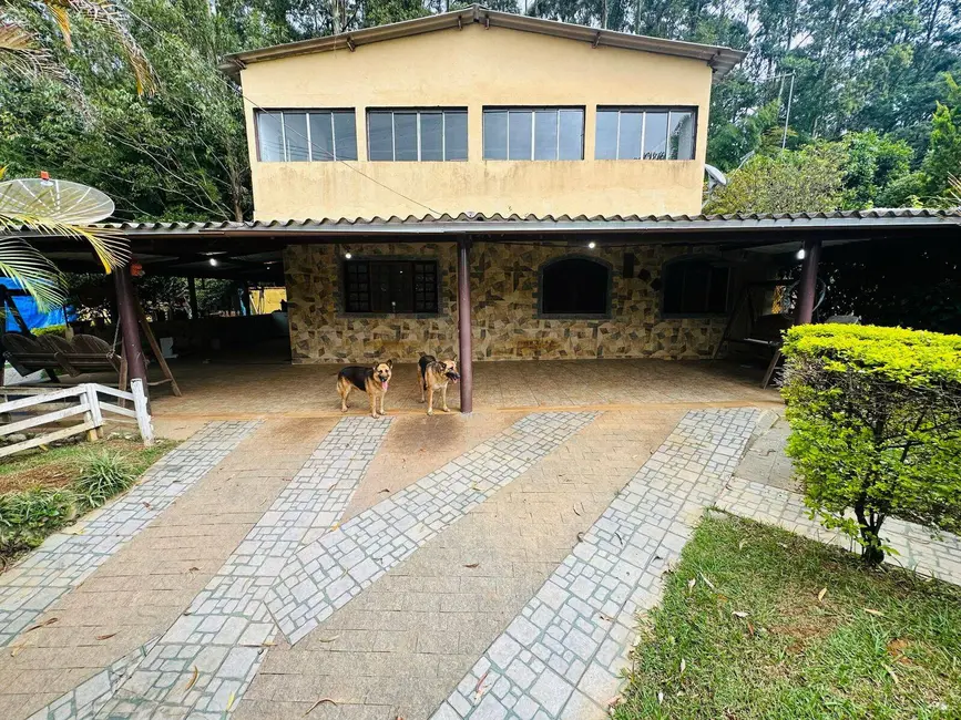 Foto 2 de Chácara com 8 quartos à venda, 300m2 em Mairipora - SP