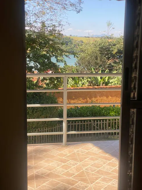 Chácara com 2 quartos à venda, 215m2 em Joanopolis - SP - imagem 8 Foto 8 de Chácara com 2 quartos à venda, 215m2 em Joanopolis - SP