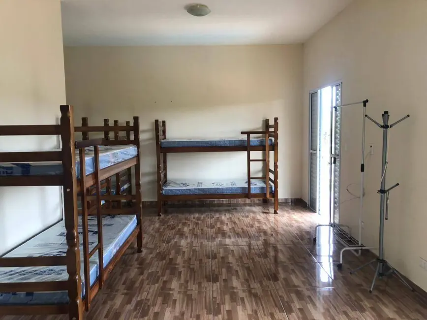 Chácara com 7 quartos à venda, 300m2 em Santa Isabel - SP - imagem 7 Foto 7 de Chácara com 7 quartos à venda, 300m2 em Santa Isabel - SP