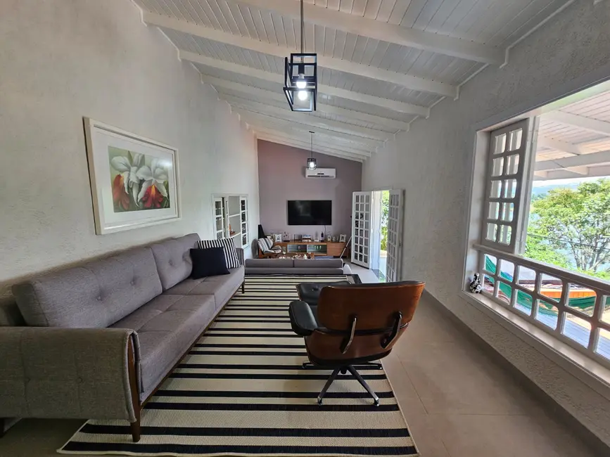 Foto 27 de Chácara à venda, 260m2 em Igarata - SP