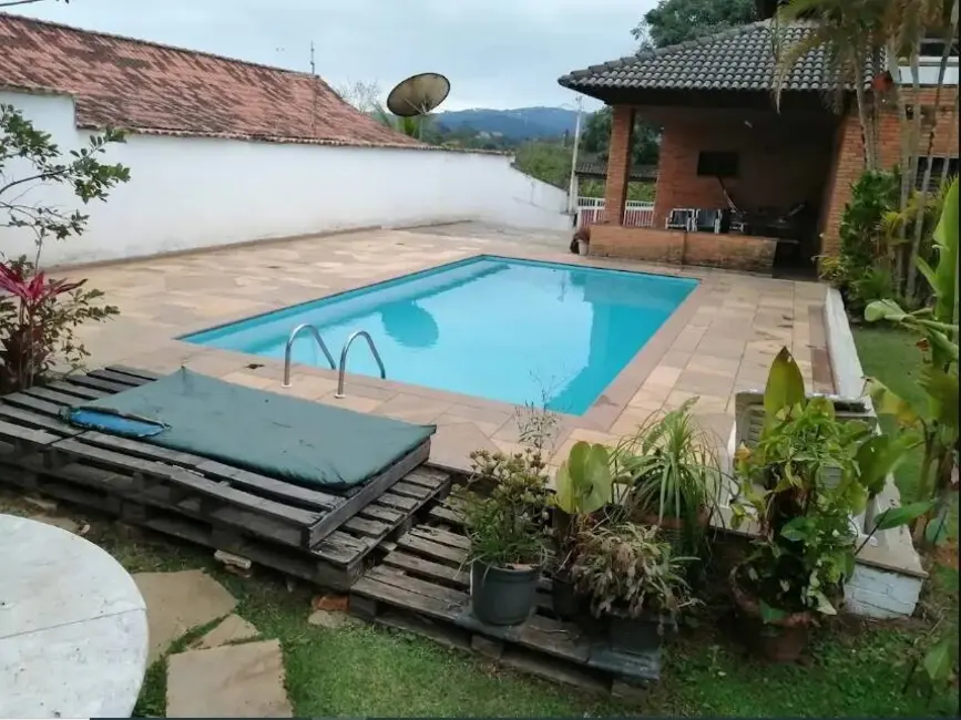 Foto 3 de Chácara com 4 quartos para alugar, 300m2 em Mairipora - SP