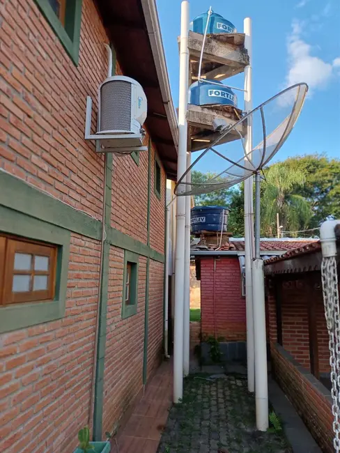 Foto 3 de Chácara com 2 quartos à venda, 122m2 em Amparo - SP