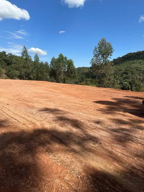 Foto 3 de Terreno / Lote à venda, 1300m2 em Nazare Paulista - SP