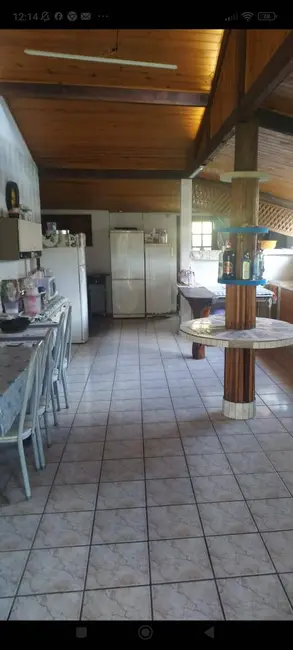 Chácara com 3 quartos à venda, 150m2 em Piracaia - SP - imagem 4 Foto 4 de Chácara com 3 quartos à venda, 150m2 em Piracaia - SP