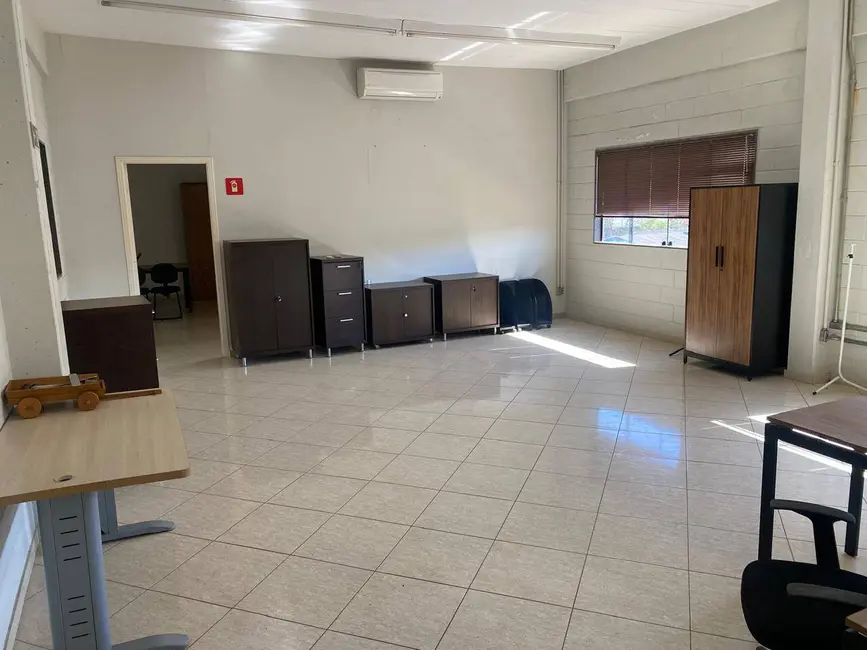 Foto 5 de Armazém / Galpão para alugar, 2448m2 em Mairipora - SP