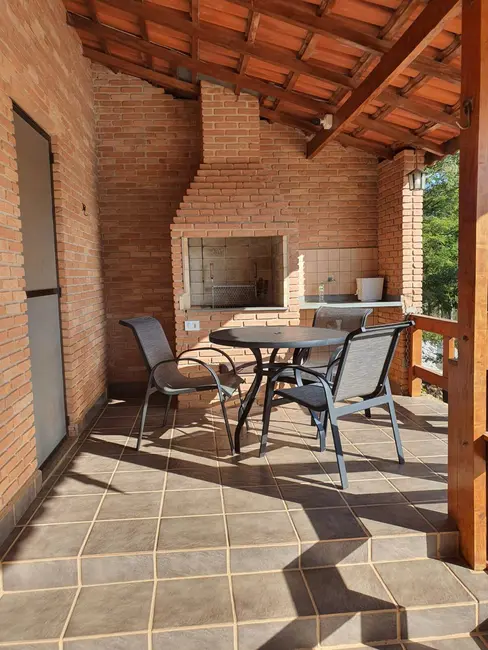 Chácara com 4 quartos à venda, 1326m2 em Vale dos Pinheiros, Atibaia - SP - imagem 8 Foto 8 de Chácara com 4 quartos à venda, 1326m2 em Vale dos Pinheiros, Atibaia - SP