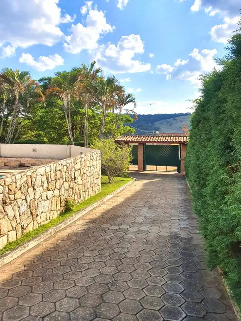 Chácara com 4 quartos à venda, 1326m2 em Vale dos Pinheiros, Atibaia - SP - imagem 5 Foto 5 de Chácara com 4 quartos à venda, 1326m2 em Vale dos Pinheiros, Atibaia - SP