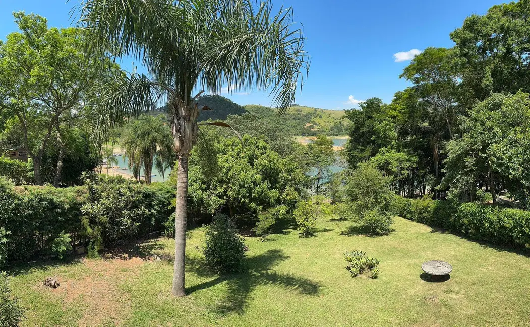 Foto 1 de Chácara com 2 quartos à venda, 160m2 em Bom Retiro, Braganca Paulista - SP