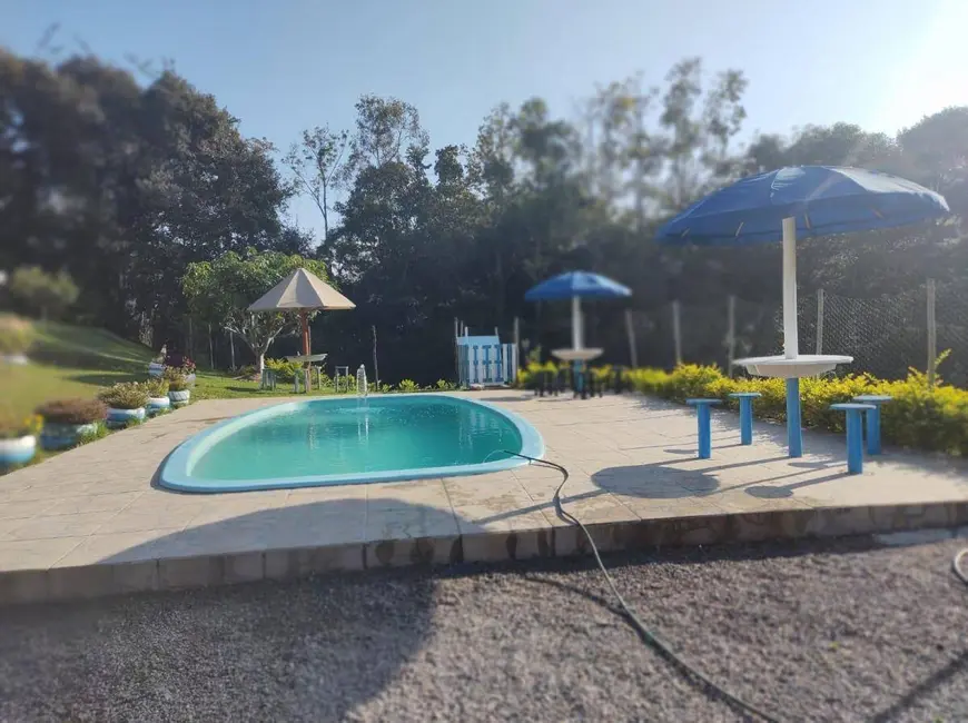 Foto 4 de Chácara com 3 quartos à venda, 200m2 em Pinhalzinho - SP