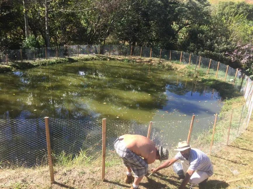 Foto 9 de Chácara com 3 quartos à venda, 200m2 em Pinhalzinho - SP