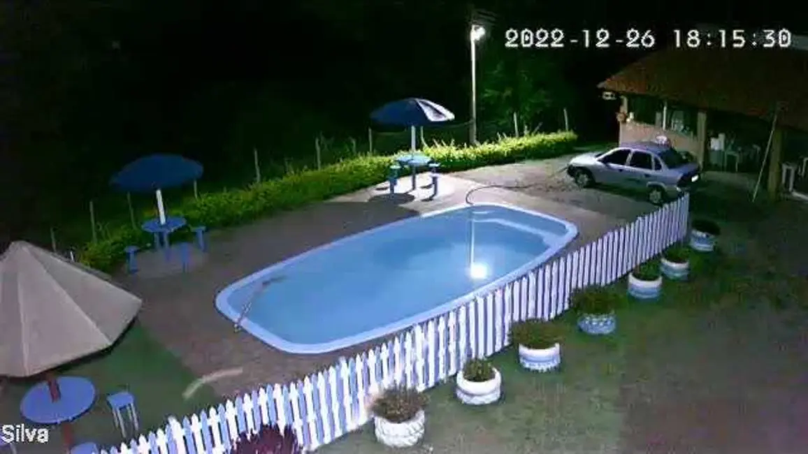 Foto 2 de Chácara com 3 quartos à venda, 200m2 em Pinhalzinho - SP